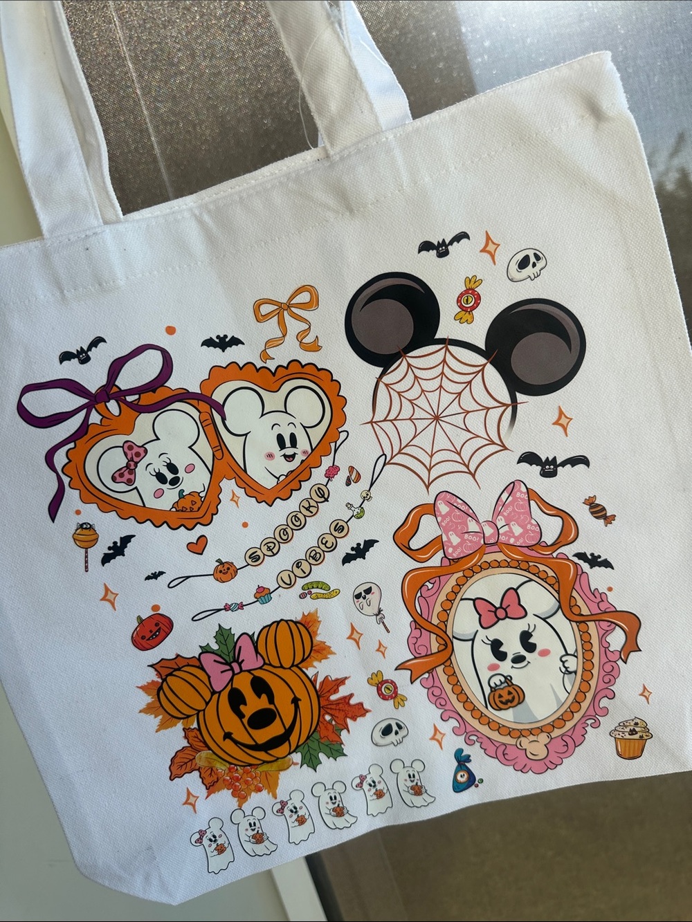 Disney Halloween Tote bag NWT